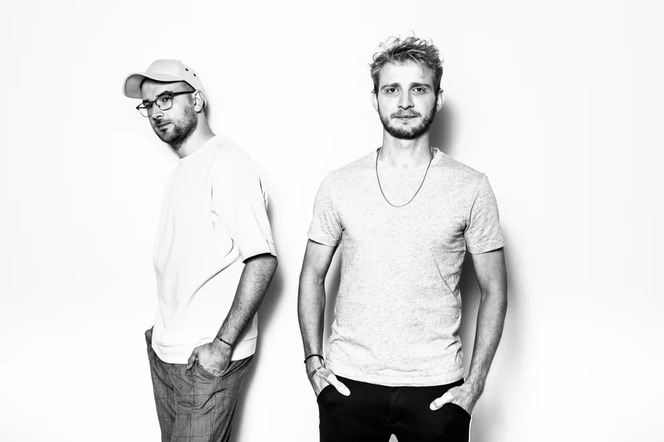 Adam Woch & Robert Guzik